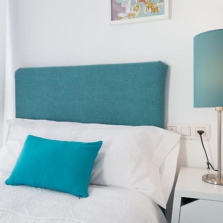 Colon12 Urban Apartment マラガ エクステリア 写真