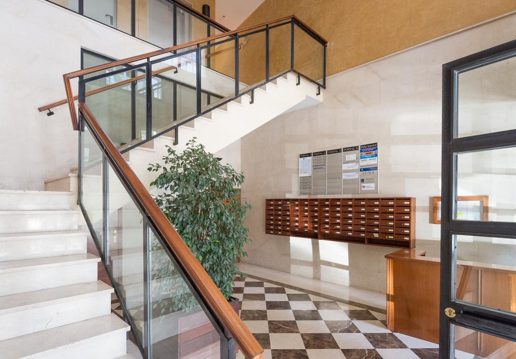 Colon12 Urban Apartment マラガ エクステリア 写真