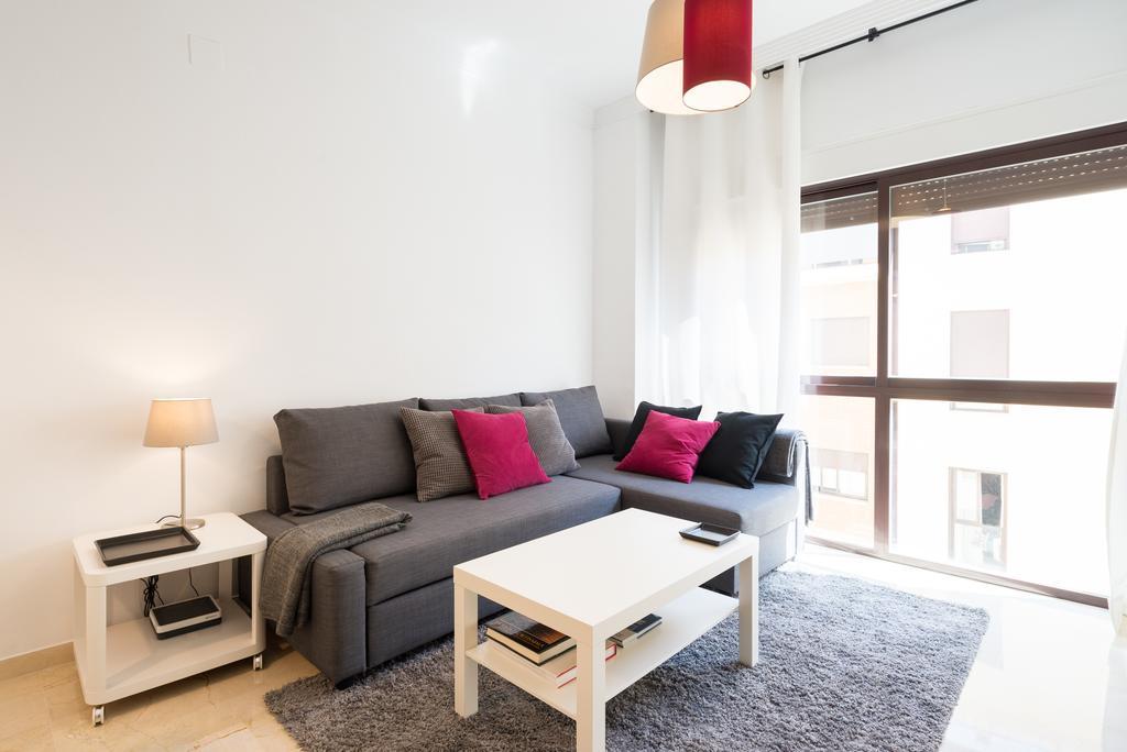 Colon12 Urban Apartment マラガ エクステリア 写真
